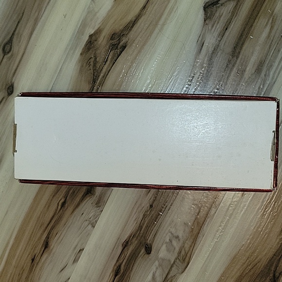 Collectible Vintage NWT Porcelain Doll - Picture 8 of 8